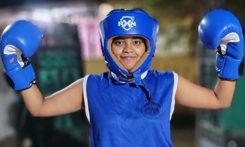 अखिल भारतीय बाॅक्सिंग स्पर्धेत चितळी येथील प्रतिभा मनोज गायकवाड हिची नेत्रदिपक कामगिरी अखिल भारतीय बाॅक्सिंग स्पर्धेत चितळी येथील प्रतिभा मनोज गायकवाड हिची नेत्रदिपक कामगिरी