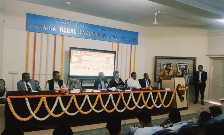 स्टार्टअप आणि इनोव्हेशन हब निर्मितीसाठी सामुहीक प्रयत्नांची गरज-डॉ. पराग काळकर स्टार्टअप आणि इनोव्हेशन हब निर्मितीसाठी सामुहीक प्रयत्नांची गरज-डॉ. पराग काळकर