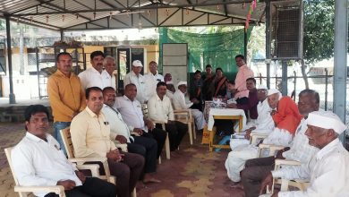 प्राथमिक आरोग्य केंद्र वाकडी यांच्या मार्गदर्शनाखाली जळगावात निश्चय शिबिराच्या माध्यमातून नागरिकांची आरोग्य तपासणी 