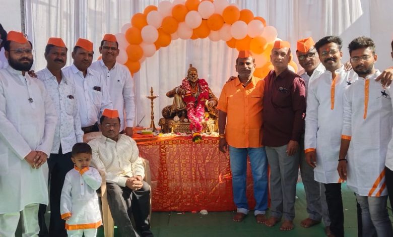 चितळी स्टेशन परिसरात शिवजन्म उत्सव समितीच्या वतीने शिवजयंती मोठ्या उत्साहात साजरी चितळी स्टेशन परिसरात शिवजन्म उत्सव समितीच्या वतीने शिवजयंती मोठ्या उत्साहात साजरी
