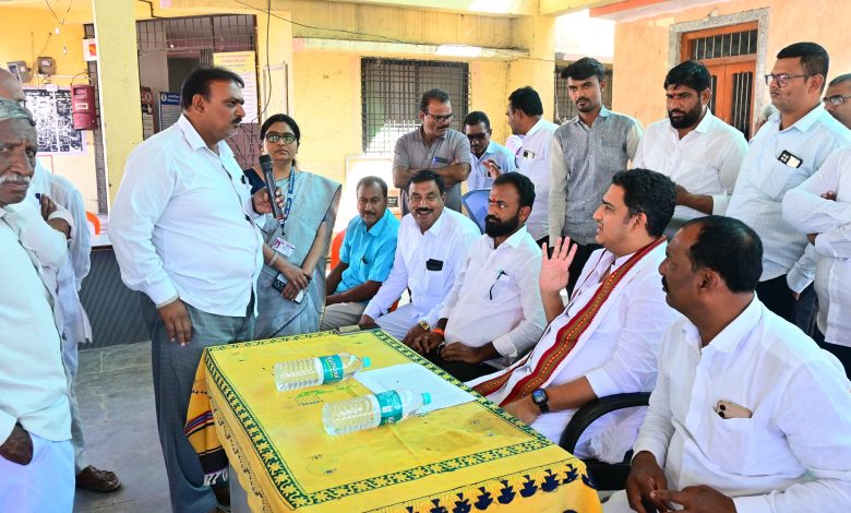 चांदेकसारे सबस्टेशनच्या जमीन अधिग्रहणाचे काम पूर्ण लवकरच निविदा प्रक्रिया -आ.आशुतोष काळे चांदेकसारे सबस्टेशनच्या जमीन अधिग्रहणाचे काम पूर्ण लवकरच निविदा प्रक्रिया -आ.आशुतोष काळे