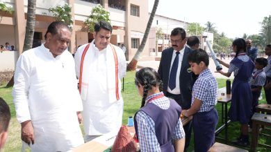 राष्ट्रीय विज्ञान दिनानिमित्त गौतममध्ये विज्ञान प्रदर्शन गौतमच्या वैज्ञानिकांचे आ.आशुतोष काळेंनी केले कौतुक