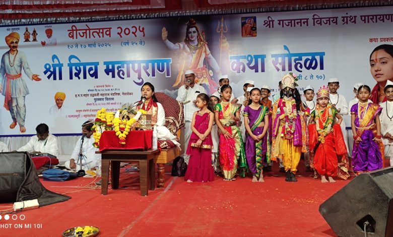 अंतःकरण शुद्ध नसेल तर भगव्या वेशाला अर्थ नाही: ह.भ.प स्नेहगंगा शृंगारे अंतःकरण शुद्ध नसेल तर भगव्या वेशाला अर्थ नाही: ह.भ.प स्नेहगंगा शृंगारे