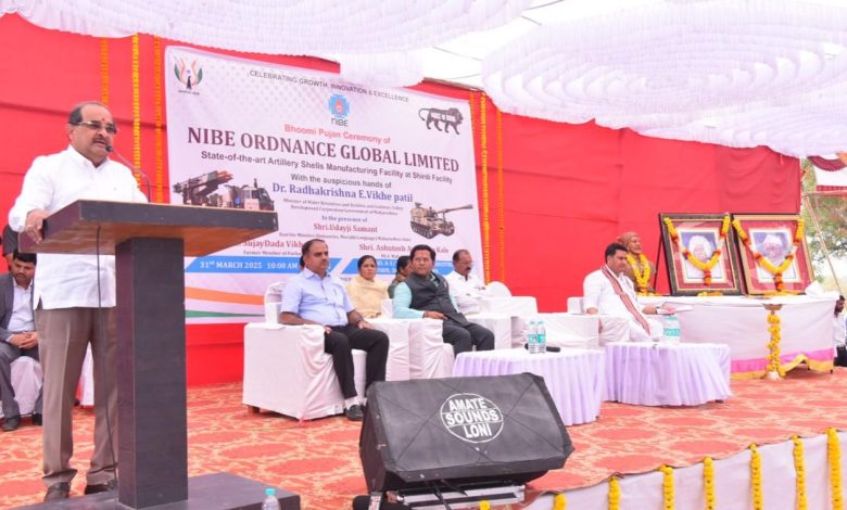 शिर्डीतील डिफेन्स क्लस्टर प्रकल्पातून जिल्ह्याच्या औद्योगिक विकासाला मोठी संधी उपलब्ध होणार – मंत्री.राधाकृष्ण विखे पाटील शिर्डीतील डिफेन्स क्लस्टर प्रकल्पातून जिल्ह्याच्या औद्योगिक विकासाला मोठी संधी उपलब्ध होणार – मंत्री.राधाकृष्ण विखे पाटील