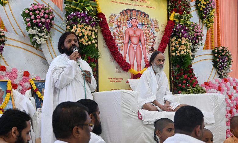 देवाधिदेवांचा निर्माता म्हणजे आत्मा – संत परमानंद महाराज देवाधिदेवांचा निर्माता म्हणजे आत्मा – संत परमानंद महाराज