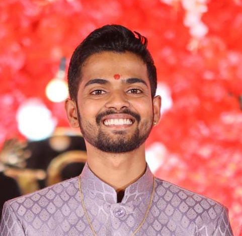 वाकडीचे सुपुत्र आशुतोष शेळके यांची महाराष्ट्र बँकेत पीओपदी निवड