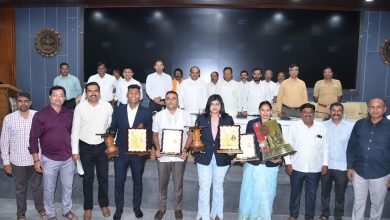 पुरस्कार विजेत्या खेळाडूंमुळे जिल्ह्याचा नावलौकिक उंचावला-पालकमंत्री राधाकृष्ण विखे पाटील