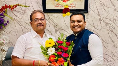“YD Baba आणि प्रभाकर शिंदे यांच्यात व्यवसाय वाढीवर महत्त्वपूर्ण चर्चा, कृषी आणि गुळ उद्योगात नवीन दिशा”