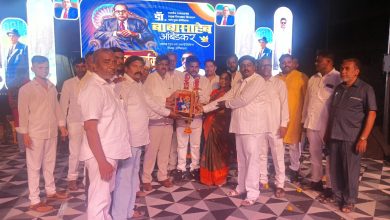 श्रीरामपुरात भिमगीतांचा कार्यक्रम जल्लोषात; संजय रूपटक्के ‘समाज भूषण’ पुरस्काराने सन्मानित