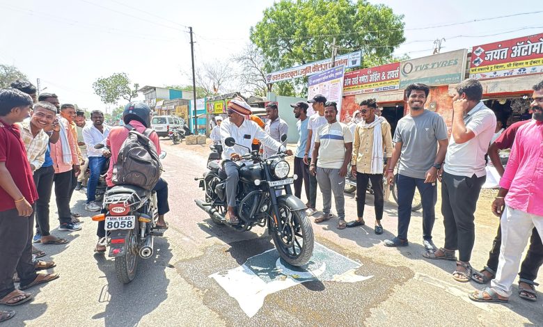पहलगाम दहशतवादी हल्ल्याचा पुणतांबा येथे तीव्र निषेध; पहलगाम दहशतवादी हल्ल्याचा पुणतांबा येथे तीव्र निषेध;