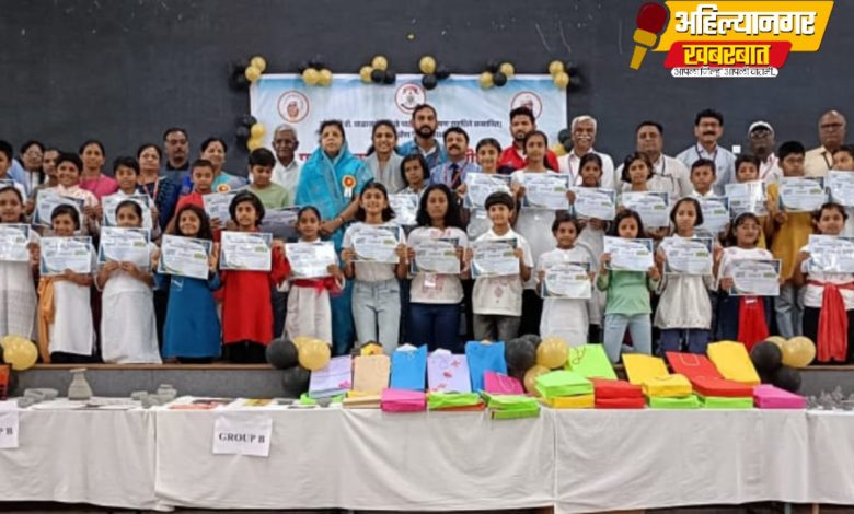 उन्हाळी शिबीरांतून सक्षम आणि उपक्रशिल शिक्षण मिळते- सौ.शालीनीताई विखे पाटील उन्हाळी शिबीरांतून सक्षम आणि उपक्रशिल शिक्षण मिळते- सौ.शालीनीताई विखे पाटील