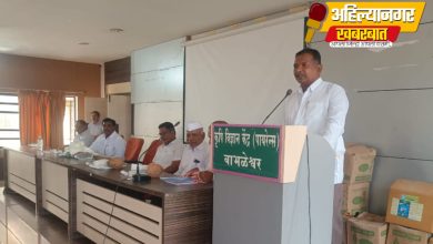 हुमणी अळीचे वेळीच नियंञण करा – सोपानराव शिरसाठ