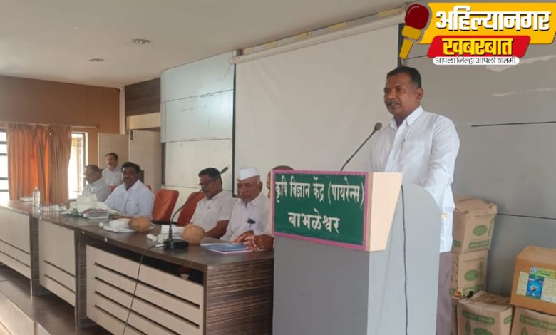 हुमणी अळीचे वेळीच नियंञण करा – सोपानराव शिरसाठ