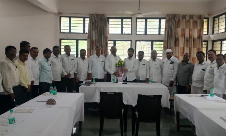श्री.गणेश सहकारी साखर कारखान्याच्या कार्यकारी संचालकपदी जी.बी.शिंदे यांची नियुक्ती श्री.गणेश सहकारी साखर कारखान्याच्या कार्यकारी संचालकपदी जी.बी.शिंदे यांची नियुक्ती