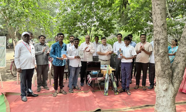 वाचन अभिरुची भविष्यास दिशादर्शक – डॉ.निलेश बनकर वाचन अभिरुची भविष्यास दिशादर्शक – डॉ.निलेश बनकर