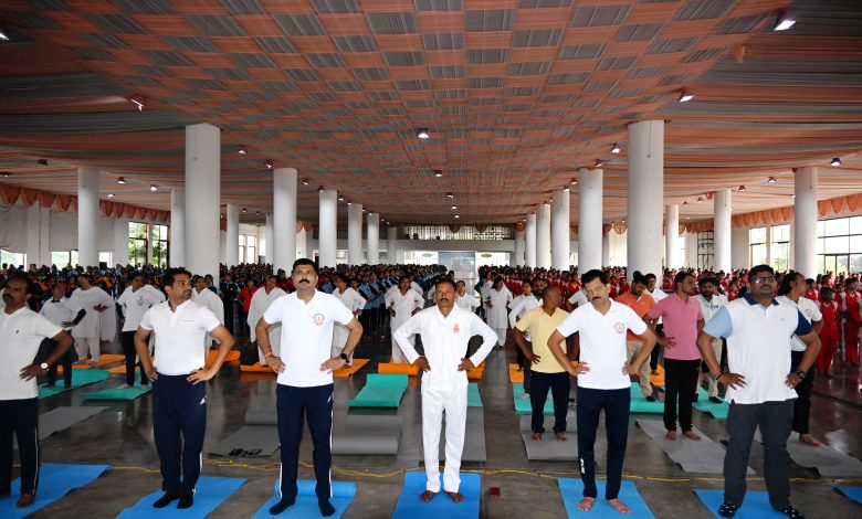 योग म्हणजे शरीर, मन आणि आत्मा यांचे संतुलन – बाळासाहेब गोर्डे योग म्हणजे शरीर, मन आणि आत्मा यांचे संतुलन – बाळासाहेब गोर्डे