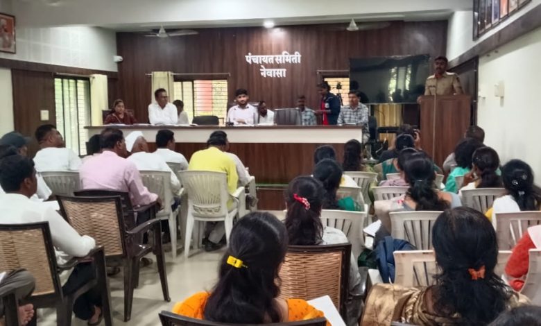 स्थानीक यंत्रणा सक्षम झाल्याशिवाय बालविवाह रोखणे कठीण आहे — पोलिस निरीक्षक संतोष खाडे स्थानीक यंत्रणा सक्षम झाल्याशिवाय बालविवाह रोखणे कठीण आहे — पोलिस निरीक्षक संतोष खाडे