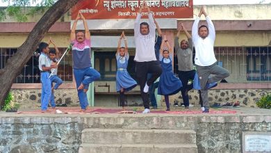 ‘योगसाधनेतून नेतृत्वाचा आदर्श’ न्यू इंग्लिश स्कूलमध्ये ‘प्राचार्य’ बनले योगशिक्षक; ९६० विद्यार्थ्यांचा उत्स्फूर्त सहभाग