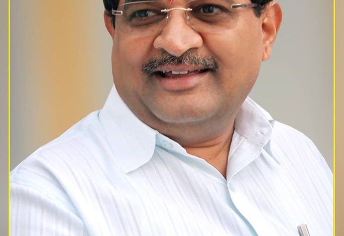 आषाढी यात्रेनिमित्त वारकऱ्यांना मिळणार सुविधा; अहिल्यानगर जिल्ह्यासाठी राज्य सरकारकडून २ कोटी ६१ लाख ८० हजार रुपयांचा निधी मंजूर – ना. राधाकृष्ण विखे पाटील आषाढी यात्रेनिमित्त वारकऱ्यांना मिळणार सुविधा; अहिल्यानगर जिल्ह्यासाठी राज्य सरकारकडून २ कोटी ६१ लाख ८० हजार रुपयांचा निधी मंजूर – ना. राधाकृष्ण विखे पाटील