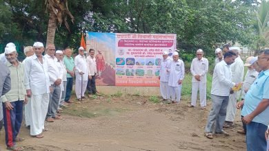 राहाता तालुक्यातील जळगाव येथे शिवप्रेमींचा जल्लोष; १२ किल्ल्यांना युनेस्कोकडून मान्यता मिळाल्याने पेढे वाटून आनंद साजरा