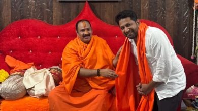 शिर्डीमध्ये होणार शिवपुराण कथा महोत्सव डॉ.सुजय विखे पाटील यांनी कुबेरेश्वर धाम येथे घेतली प्रदीप मिश्रा महाराजांची भेट