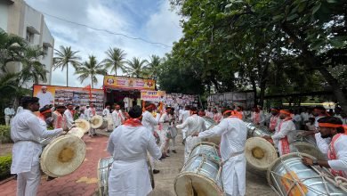प्रवरेत डिजेला फाटा देत पारंपारिक वाद्यासह ढोल-ताशात बाप्पाचे स्वागत
