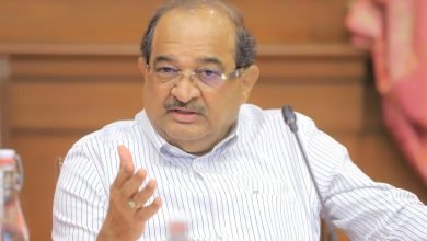 तुकडा बंदी कायद्याचे उल्लघन करुन, झालेल्‍या जमीन व्‍यवहारांना नियमित करण्‍याबाबत तत्‍कालिन महसूल मंत्री ना.राधाकृष्‍ण विखे पाटील यांनी सातत्‍याने केलेल्‍या पाठपुराव्‍याला यश