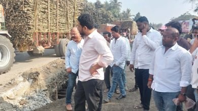नगर–मनमाड महामार्गावरील वाहतूक कोंडीवर डॉ. सुजय विखे पाटील थेट रस्त्यावर ! म्हणाले होमगार्डचा पगार मी देईन पण?