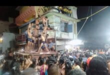पुणतांब्यात गणरायाला भावपूर्ण निरोप; सहा तास चालली विसर्जन मिरवणूक पुणतांब्यात गणरायाला भावपूर्ण निरोप; सहा तास चालली विसर्जन मिरवणूक