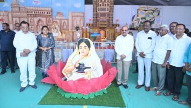 बिंल्डीग प्रवरा विद्यार्थी एक्स्पो २०२६  मध्ये २ कोटी २५ लाखांची उलाढाल!  प्रवरा शैक्षणिक संकुल  जिल्हात उद्योजकतेला प्रोत्सहन देणार-डॉ.सुस्मिता विखे पाटील