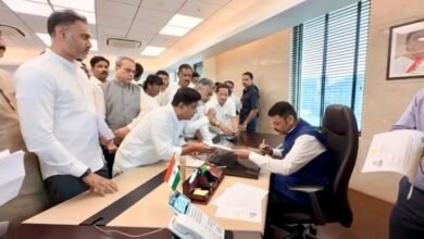 हरेगाव मळ्यातील आकारी पडीत व खंडकरी शेतकऱ्यांना हक्काच्या जमिनी द्या; आ. हेमंत ओगले यांची मुख्यमंत्र्यांकडे मागणी